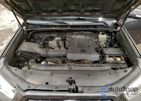 2010 Toyota 4Runner Sr5 from USA, damaged, VIN JTEBU5JR3A5022937